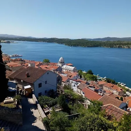 Mladen * Vodice